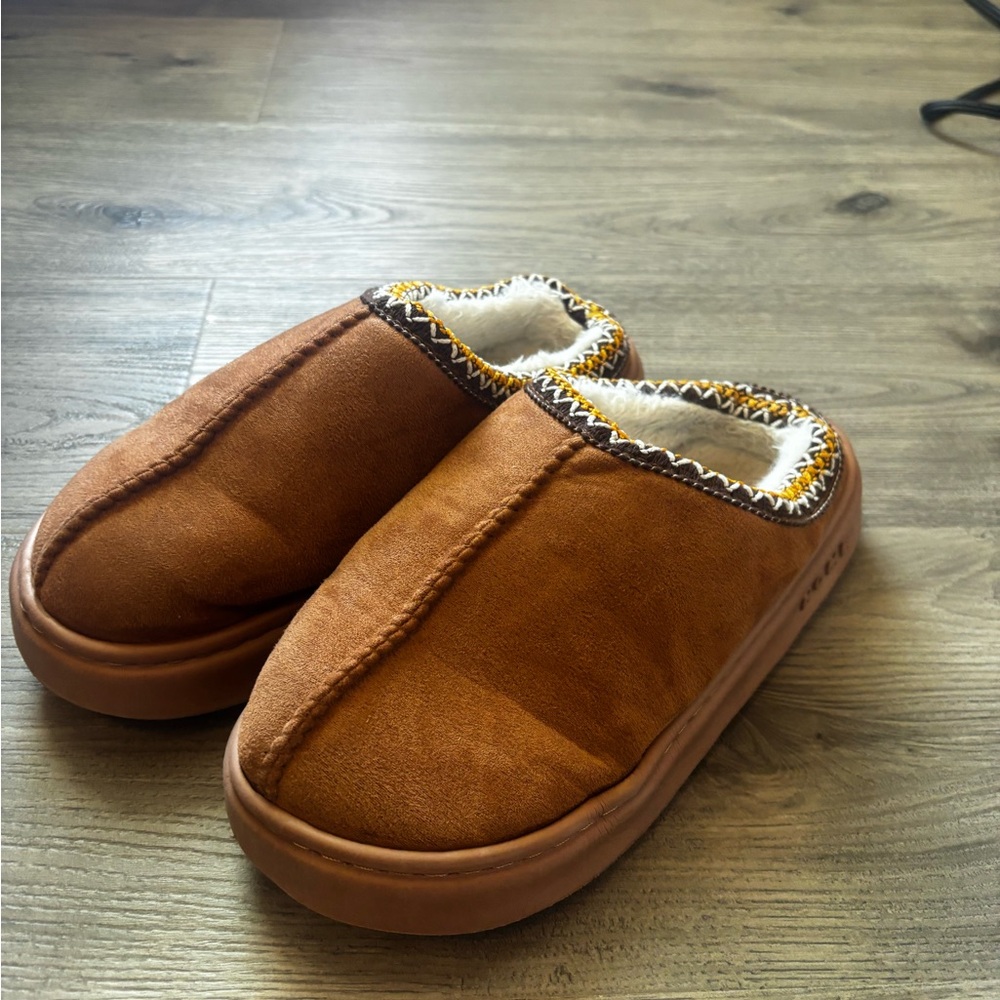 Cozy Brown Women's Slippers